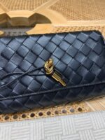 Сумка Bottega Veneta Andiamo Pouch 13410 — изображение 3