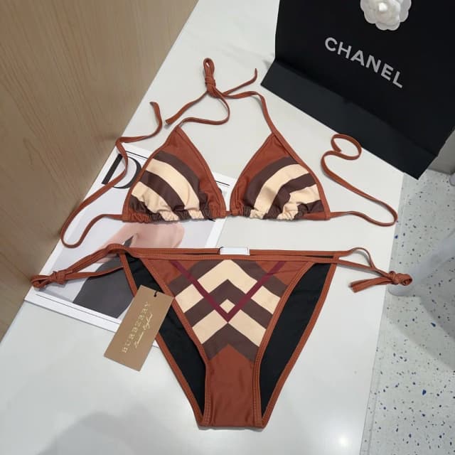 image Купальник Burberry 10334 — изображение 1