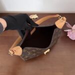 Сумка Louis Vuitton Pochette Mia 14001 — изображение 3