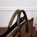 Сумка Louis Vuitton OnTheGo East West 15257 — изображение 4