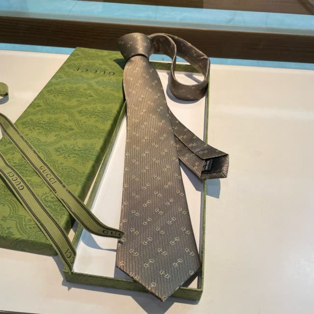 image Галстук Gucci 15902 — изображение 1