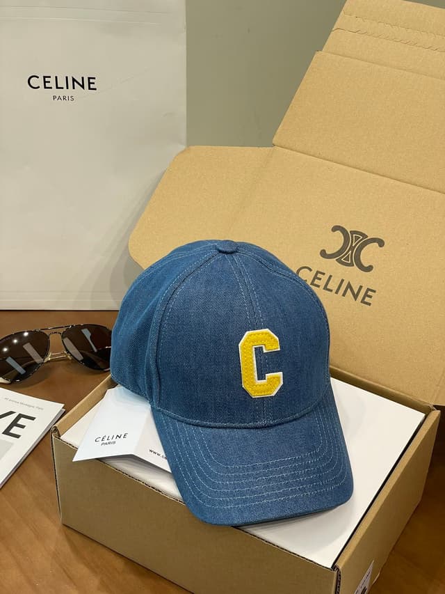 image Кепка Celine 16038 — изображение 1