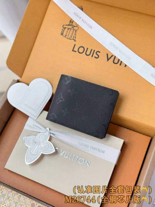 image Кошелек Louis Vuitton 16213 — изображение 1