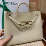 Сумка Bottega Veneta Andiamo 13422