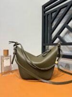 Сумка Loewe Hammock Hobo 13555